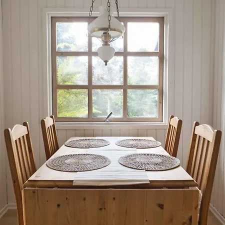 Family Friendly Close To Semesterbostad