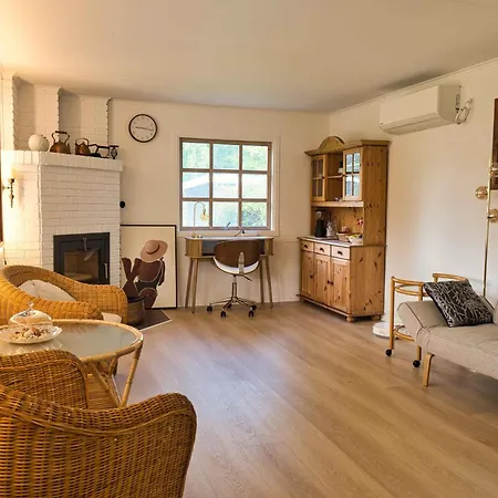 Semesterbostad Family Friendly Close To *